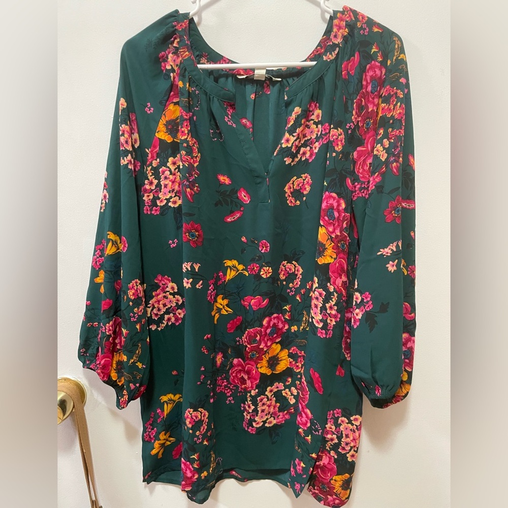 Pioneer woman XL dark green floral top NWOT
